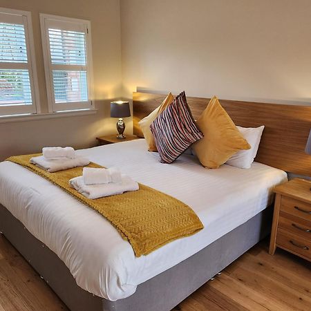 Auchendennan Farm Self Catering Cottages Balloch Bagian luar foto