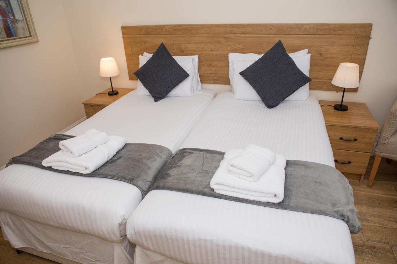 Auchendennan Farm Self Catering Cottages Balloch Bagian luar foto