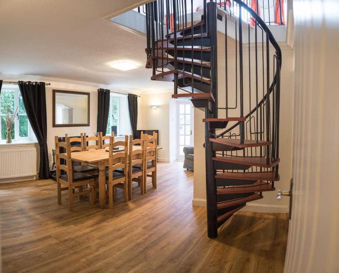 Auchendennan Farm Self Catering Cottages Balloch Bagian luar foto