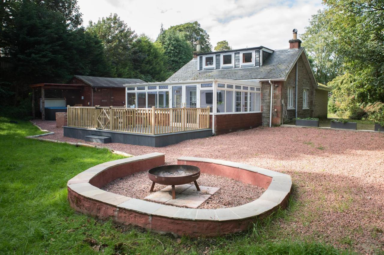 Auchendennan Farm Self Catering Cottages Balloch Bagian luar foto