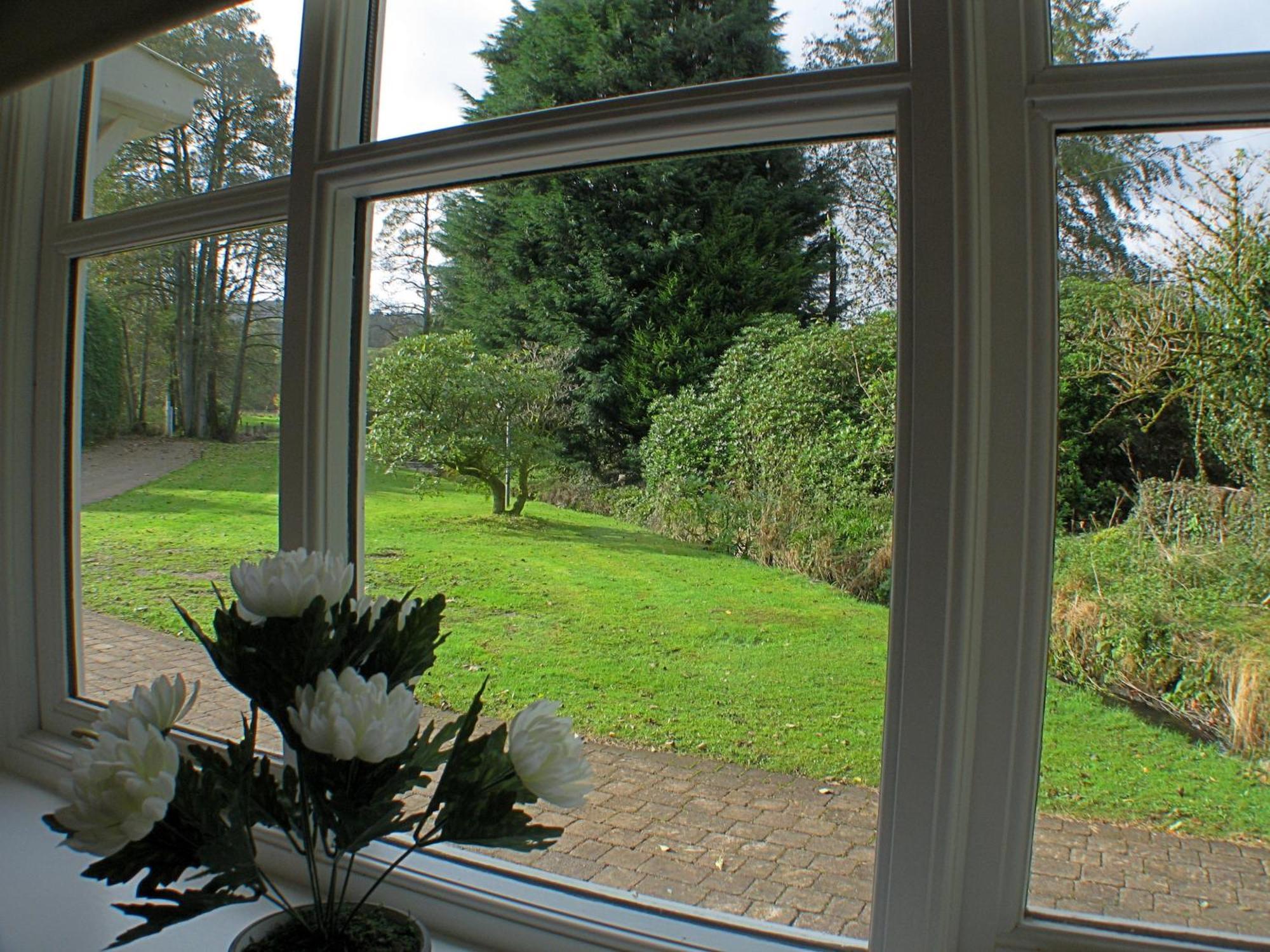 Auchendennan Farm Self Catering Cottages Balloch Ruang foto