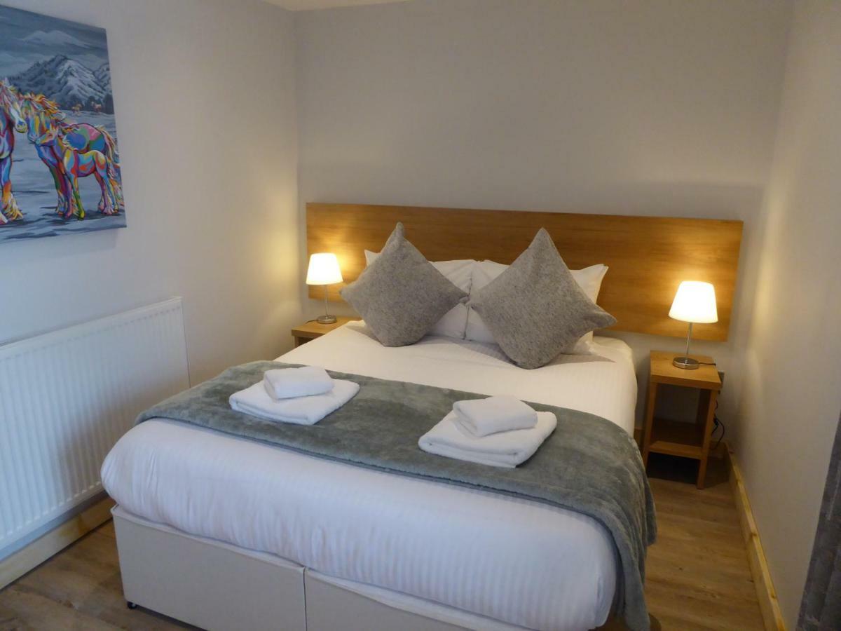 Auchendennan Farm Self Catering Cottages Balloch Bagian luar foto
