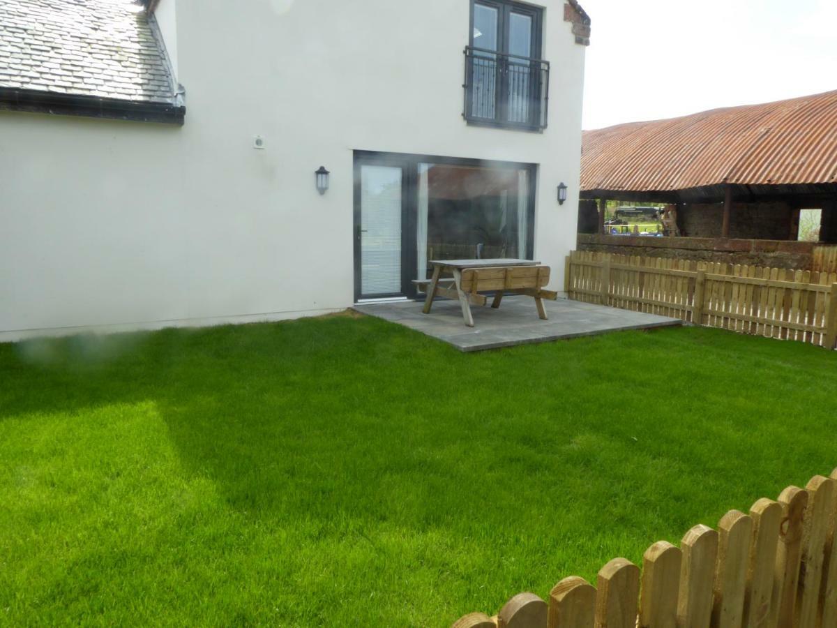 Auchendennan Farm Self Catering Cottages Balloch Bagian luar foto