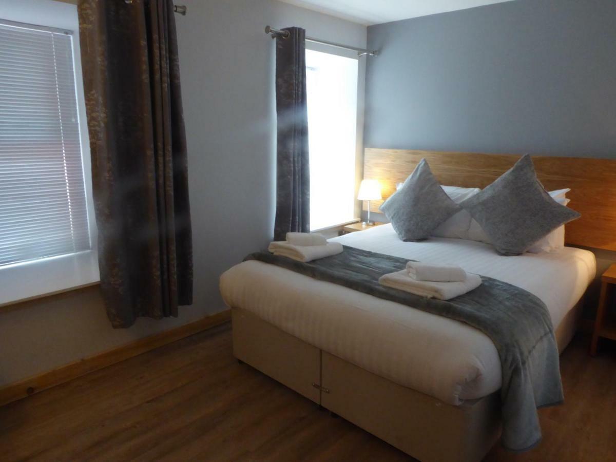Auchendennan Farm Self Catering Cottages Balloch Bagian luar foto